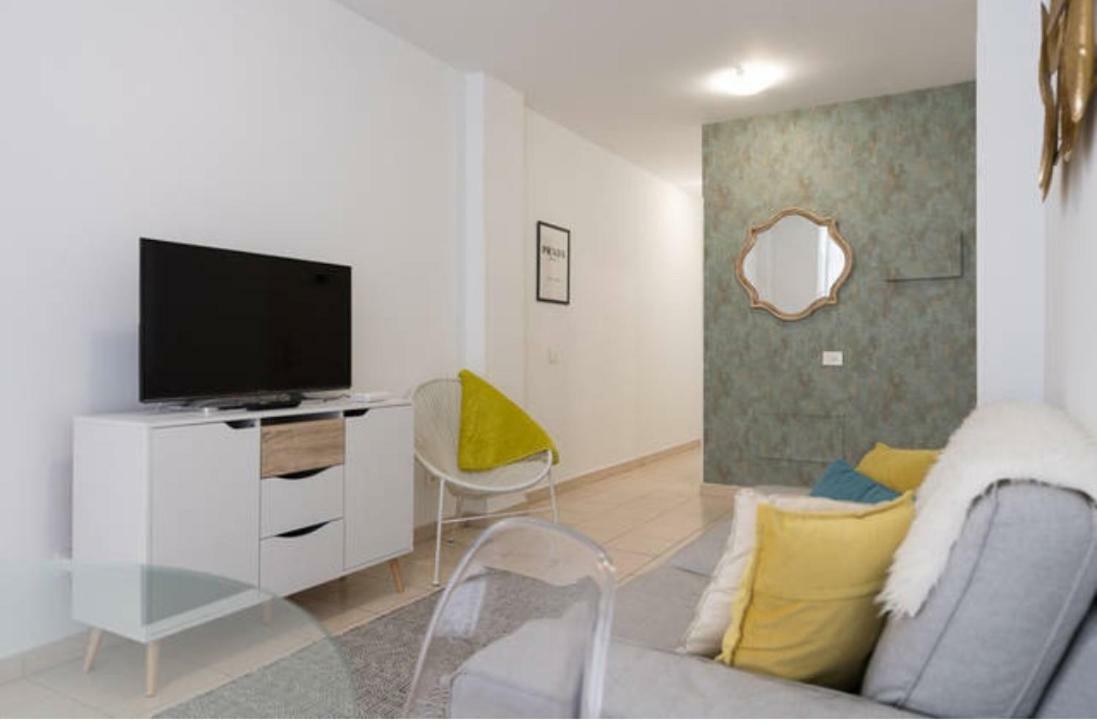 Stylish Apartment In Canteras Beach لاس بالماس دي غران كاناريا المظهر الخارجي الصورة